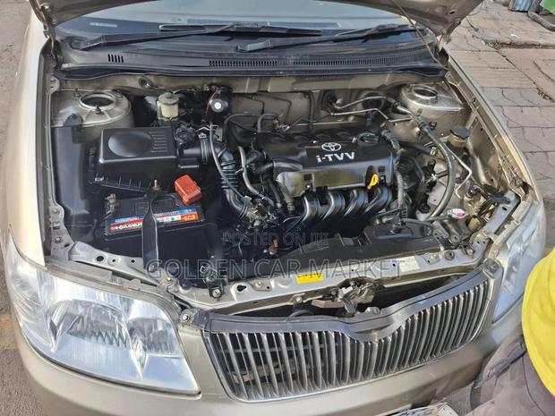 Toyota Corolla 2006 Gray