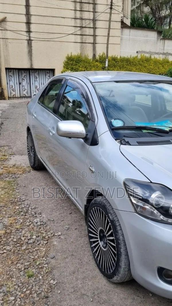 Toyota Yaris 2007 Silver