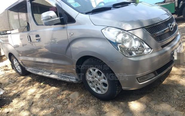Hyundai Accent GLS 4dr Sedan (1.6L 4cyl 6M) 2015 Silver