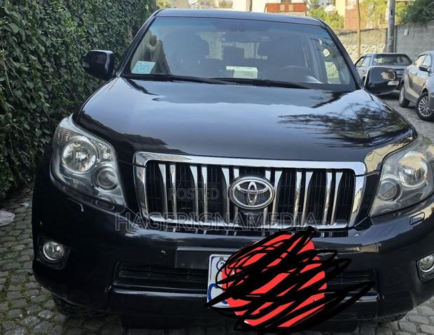 Toyota Land Cruiser Prado 2012 Black