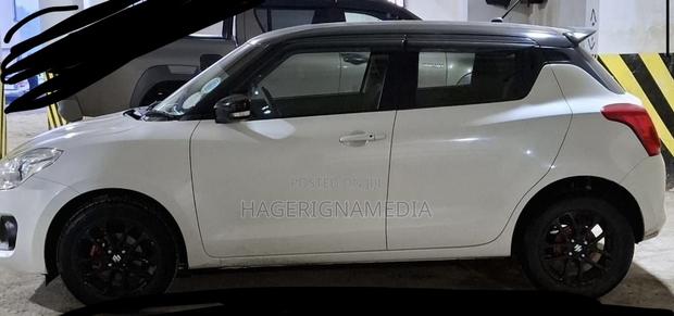 Suzuki Swift 2022 White