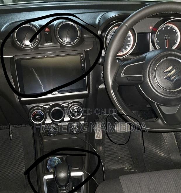 Suzuki Swift 2022 White