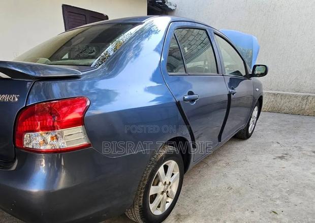 Toyota Yaris 2007 Blue