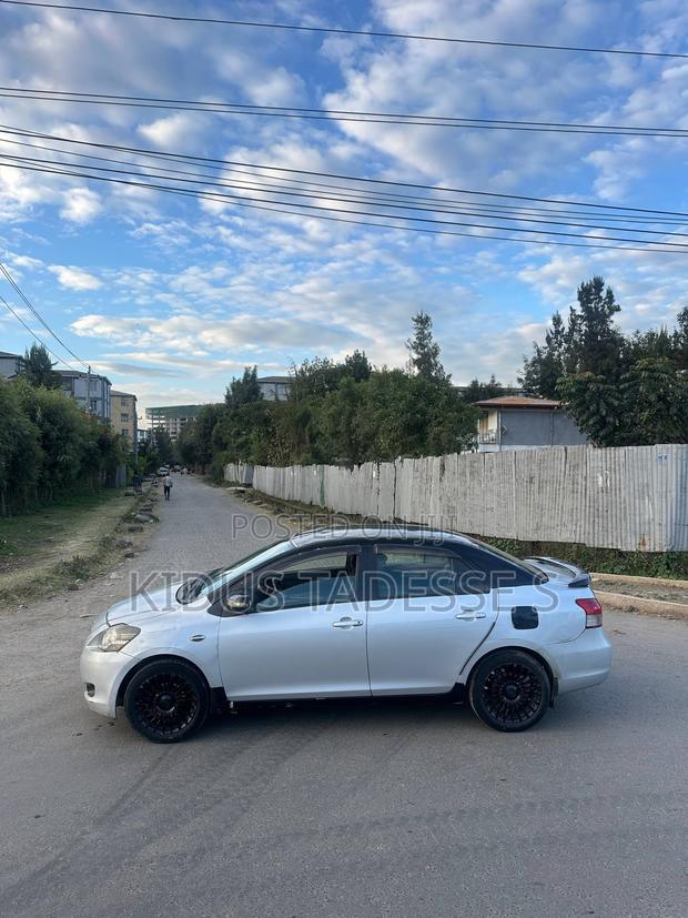 Toyota Yaris 2008 Silver