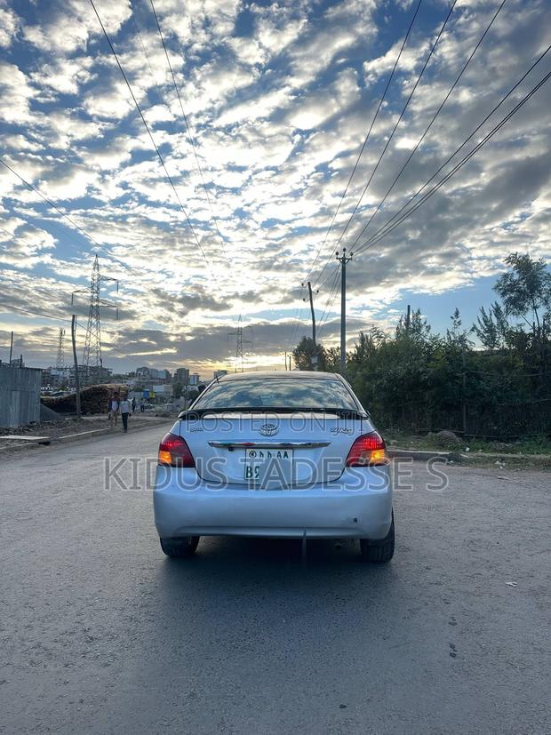 Toyota Yaris 2008 Silver