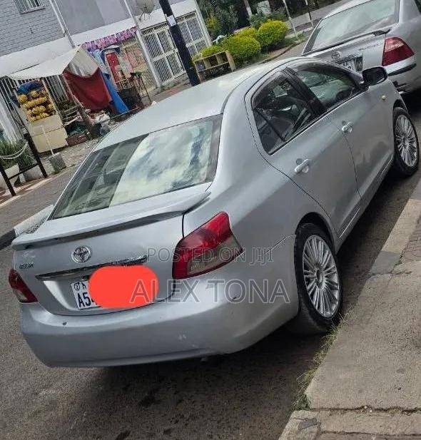 Toyota Yaris 2006 Silver