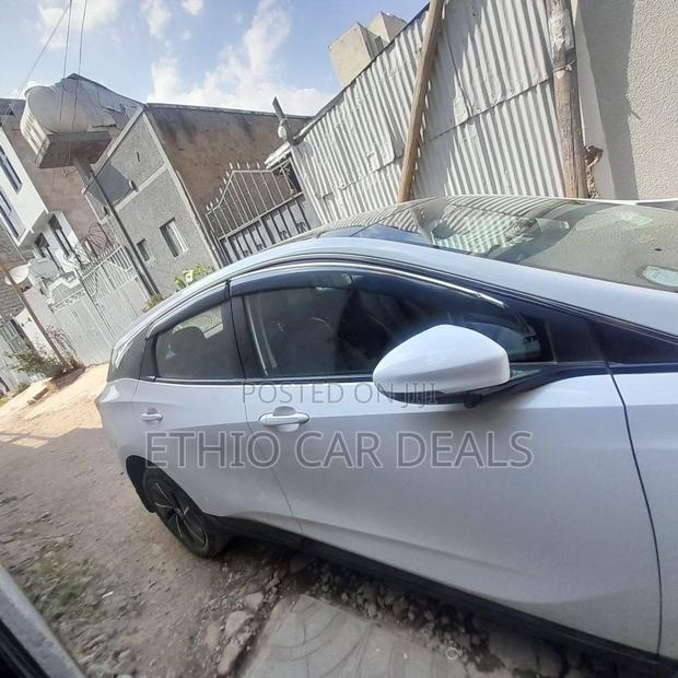 Buick Velite 6 2024 White