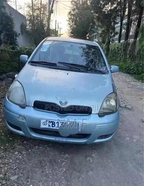 Toyota Vitz 2003