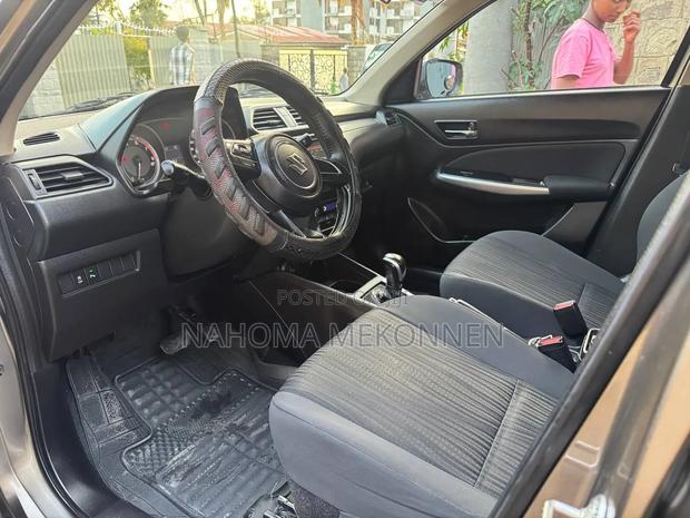 Suzuki Dzire 2022 Gray
