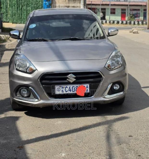 Suzuki Dzire 2022 Silver
