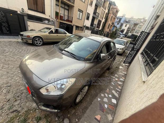 Suzuki Dzire 2022 Gray