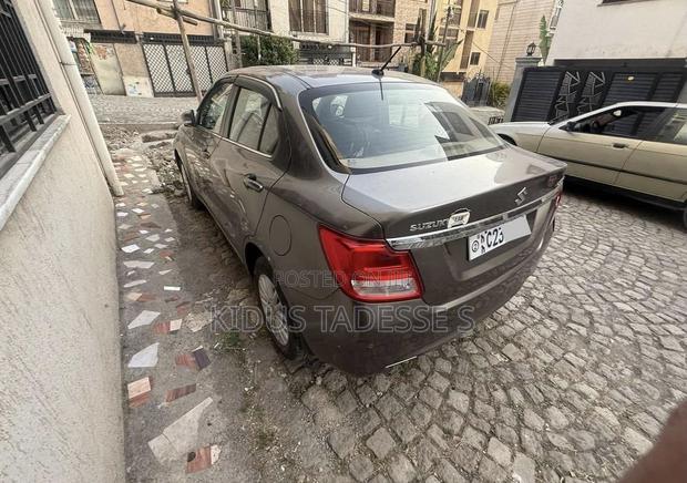 Suzuki Dzire 2022 Gray
