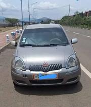 Toyota Yaris 2004 Gray for sale