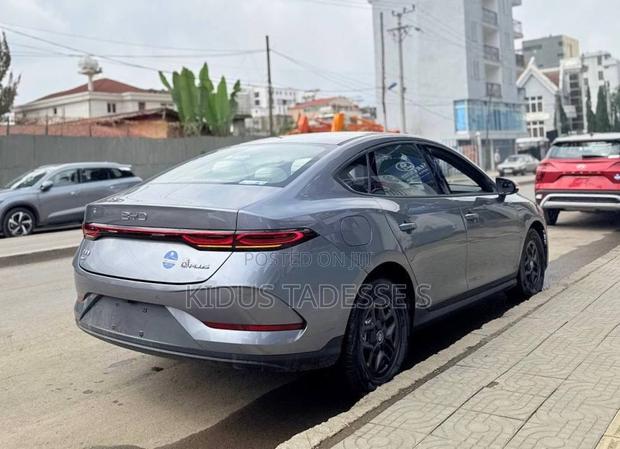 New BYD Qin Plus DM-i 2025 Gray