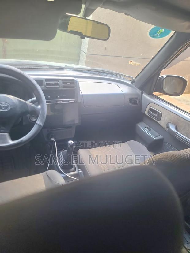 Toyota RAV4 Base 4x4 1999 Green
