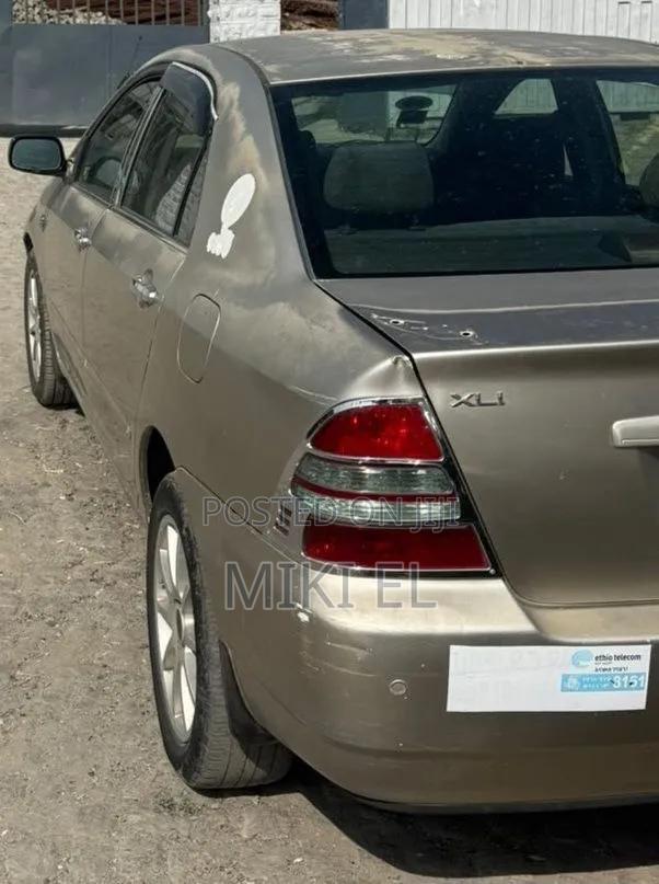Toyota Corolla Sedan 2003 Gold