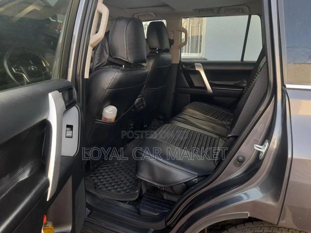 Toyota Land Cruiser Prado 2020 Gray