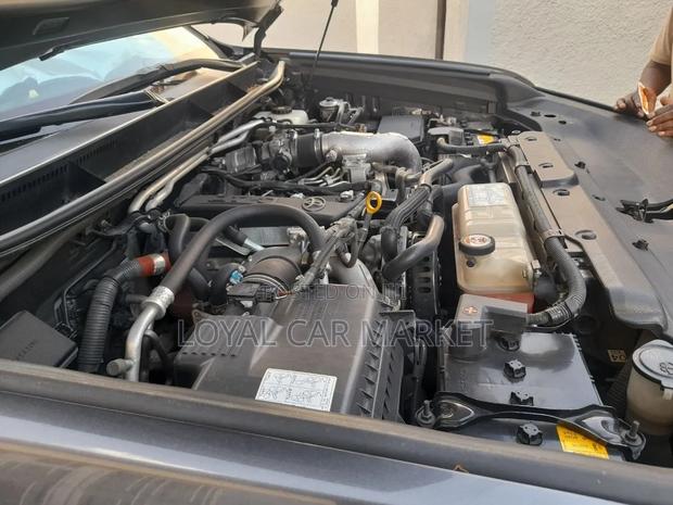 Toyota Land Cruiser Prado 2020 Gray