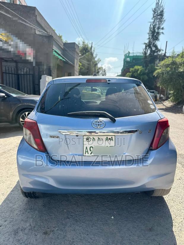 Toyota Yaris 2012