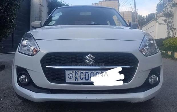 Suzuki Swift 2021 White