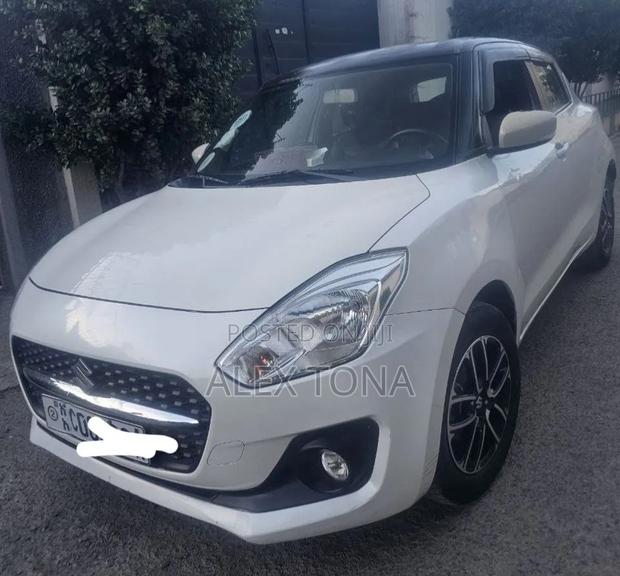 Suzuki Swift 2021 White