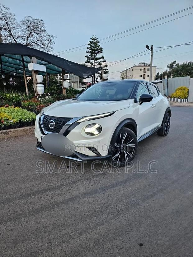 Nissan Juke 2021 White