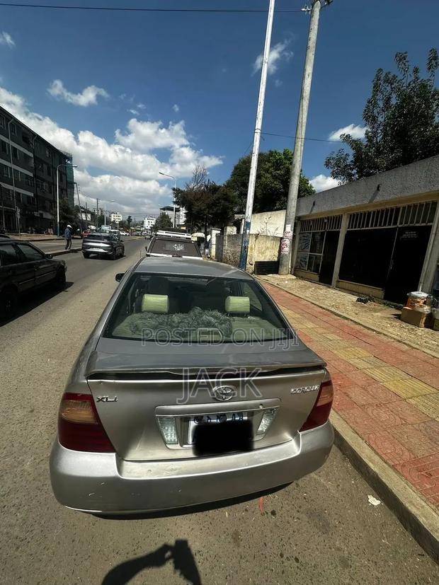 Toyota Corolla 2005 Gray