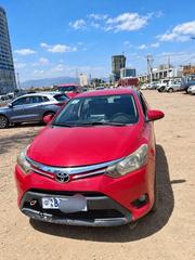 Toyota Yaris 2015 Burgundy for sale
