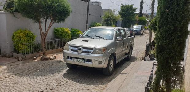 Toyota Hilux 3.0 D-4D Double Cab 2008 Silver