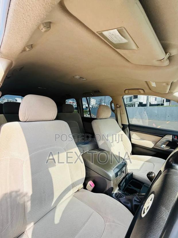 Toyota Land Cruiser Prado 2009 White