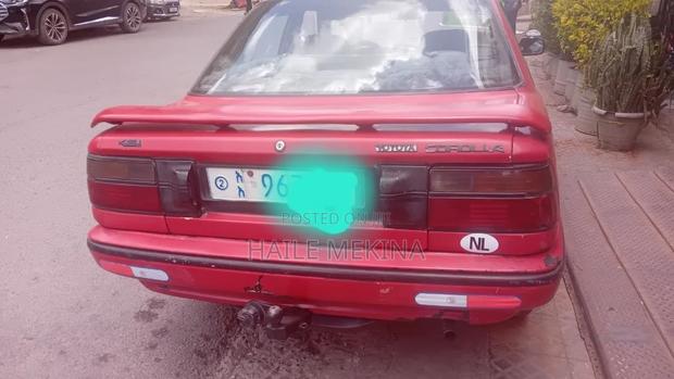 Toyota Corolla 1991 Red