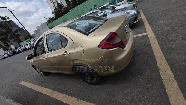 JAC J3 2010 Gold