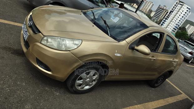 JAC J3 2010 Gold