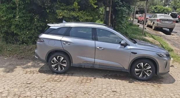 BYD Seal 05 DM-i 2025