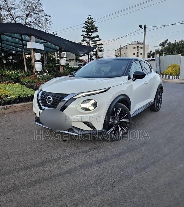 Nissan Juke 2021 White