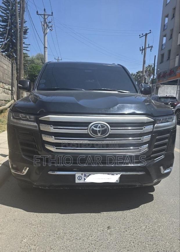 Toyota Land Cruiser 2014 Black