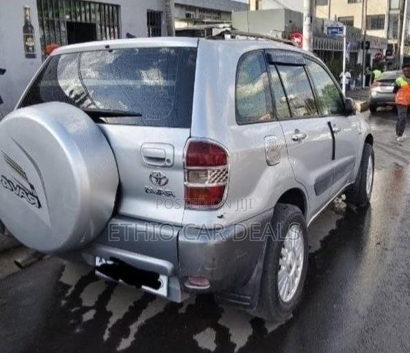 Toyota RAV4 2005 Silver