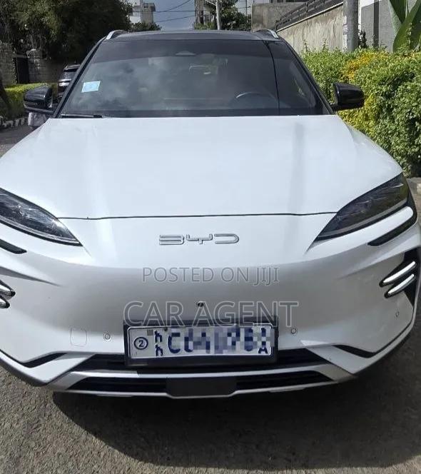 BYD Song Plus 2024 White