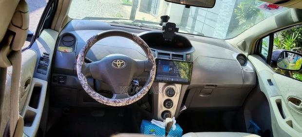Toyota Yaris 2010
