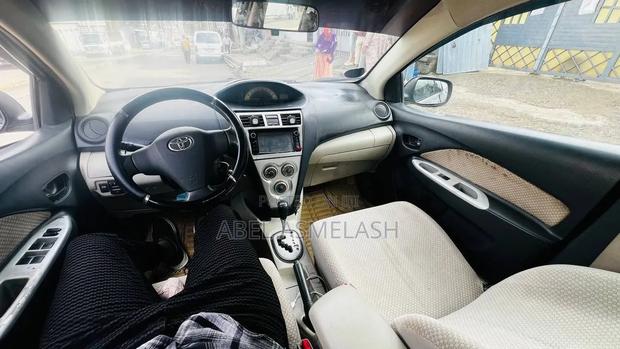 Toyota Yaris 2007 Silver