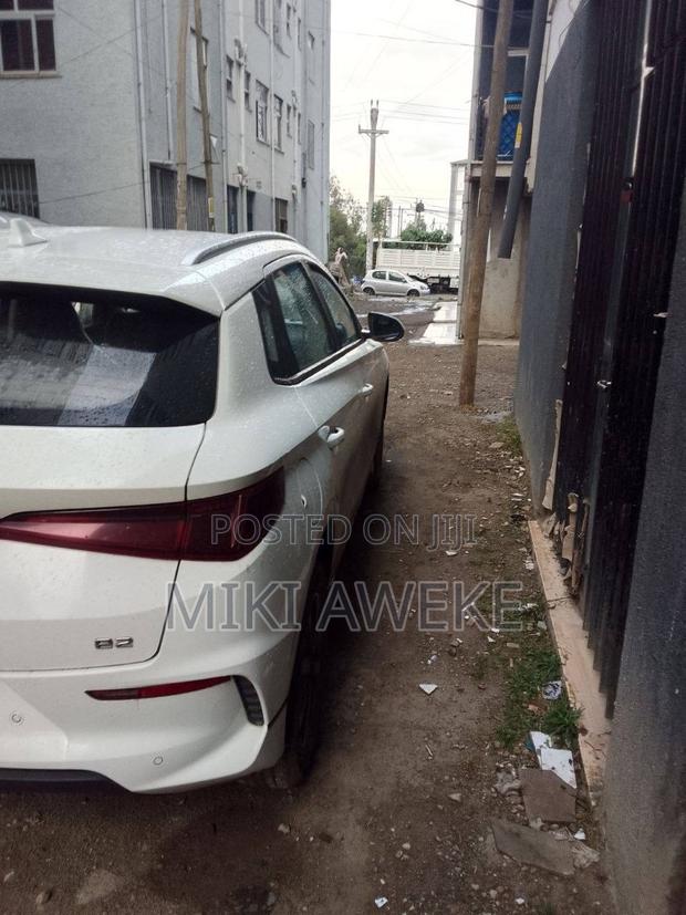 BYD E2 43 kWh 94 hp FWD 2024 White