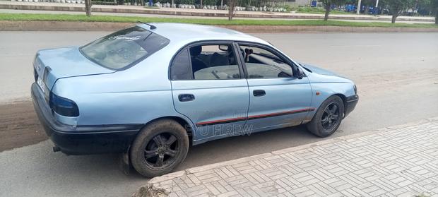 Toyota Carina E 1997 Blue