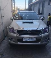 Toyota Hilux 2012 Gold for sale