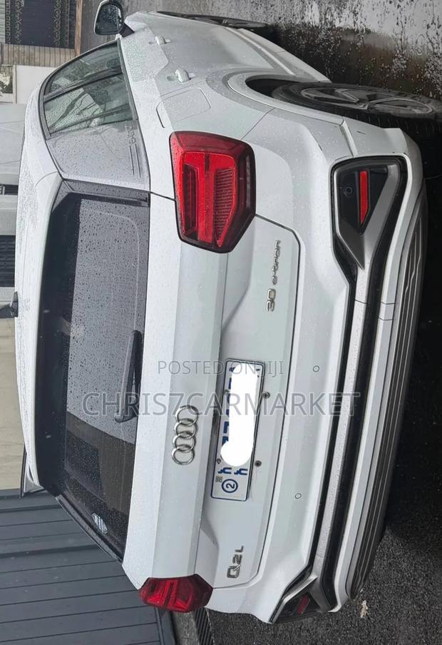 Audi Q2 1.0 TFSI FWD 2022 White