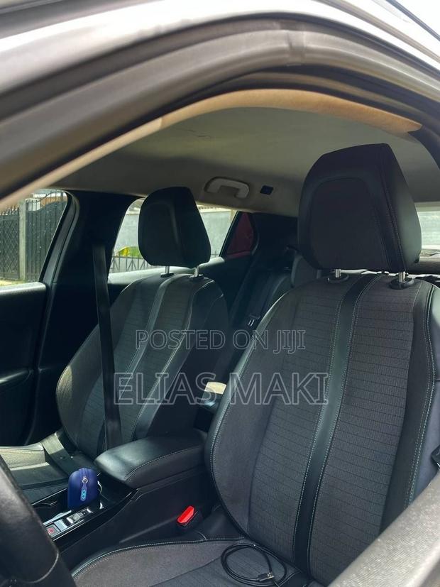 Peugeot 308 2022 Gray