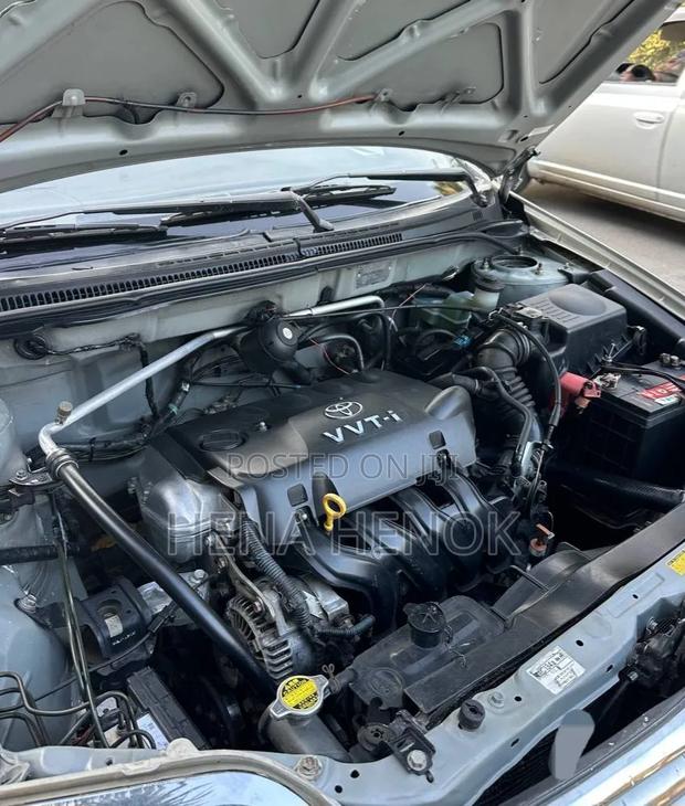 Toyota Corolla 2004