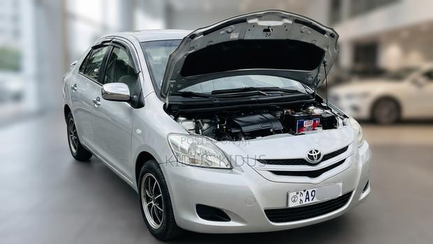 Toyota Yaris 2007 White