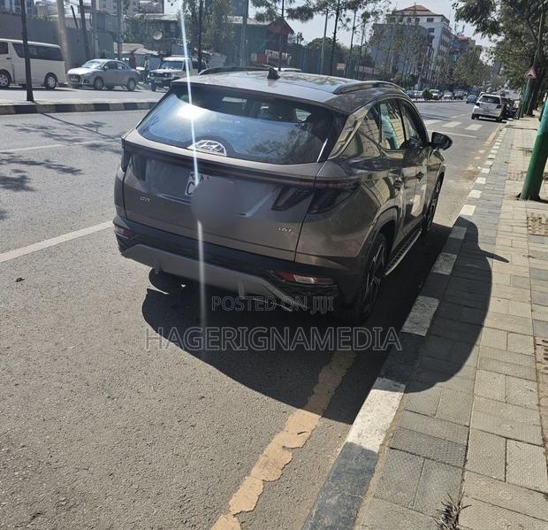 Hyundai Tucson 2022 Gray