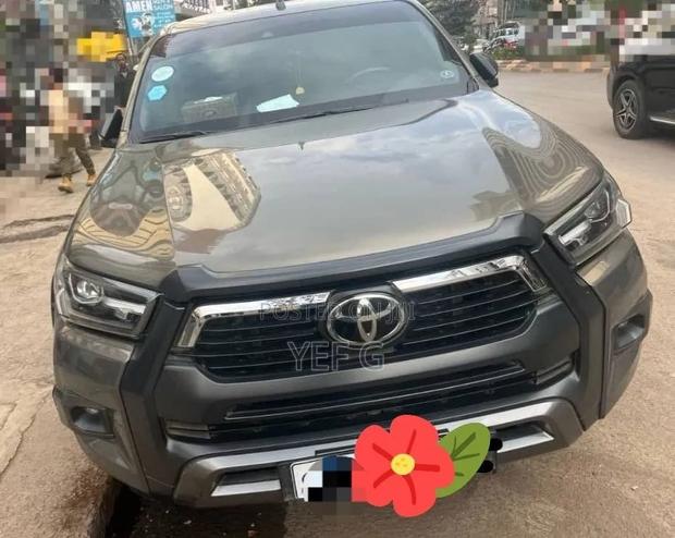 Toyota Hilux 2021
