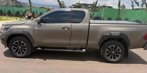 Toyota Hilux 2021